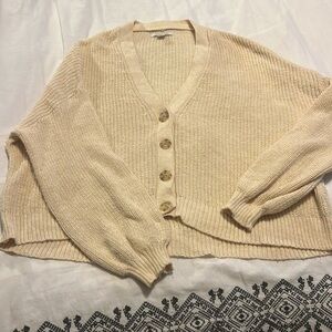 American eagle crop cardigan